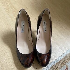 L.K. Bennett Heels size 36.5